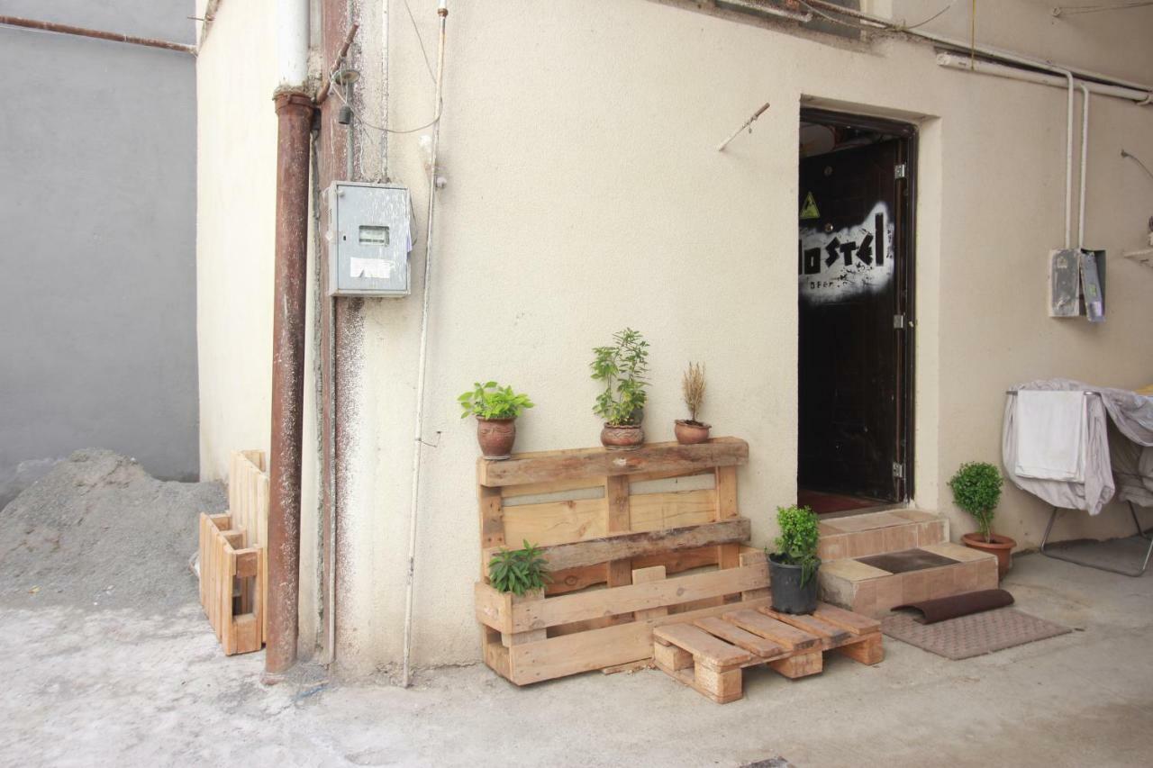Sheni Hostel Tbilisi Exteriör bild