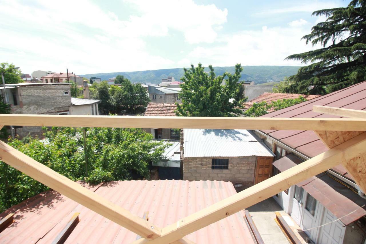 Sheni Hostel Tbilisi Exteriör bild